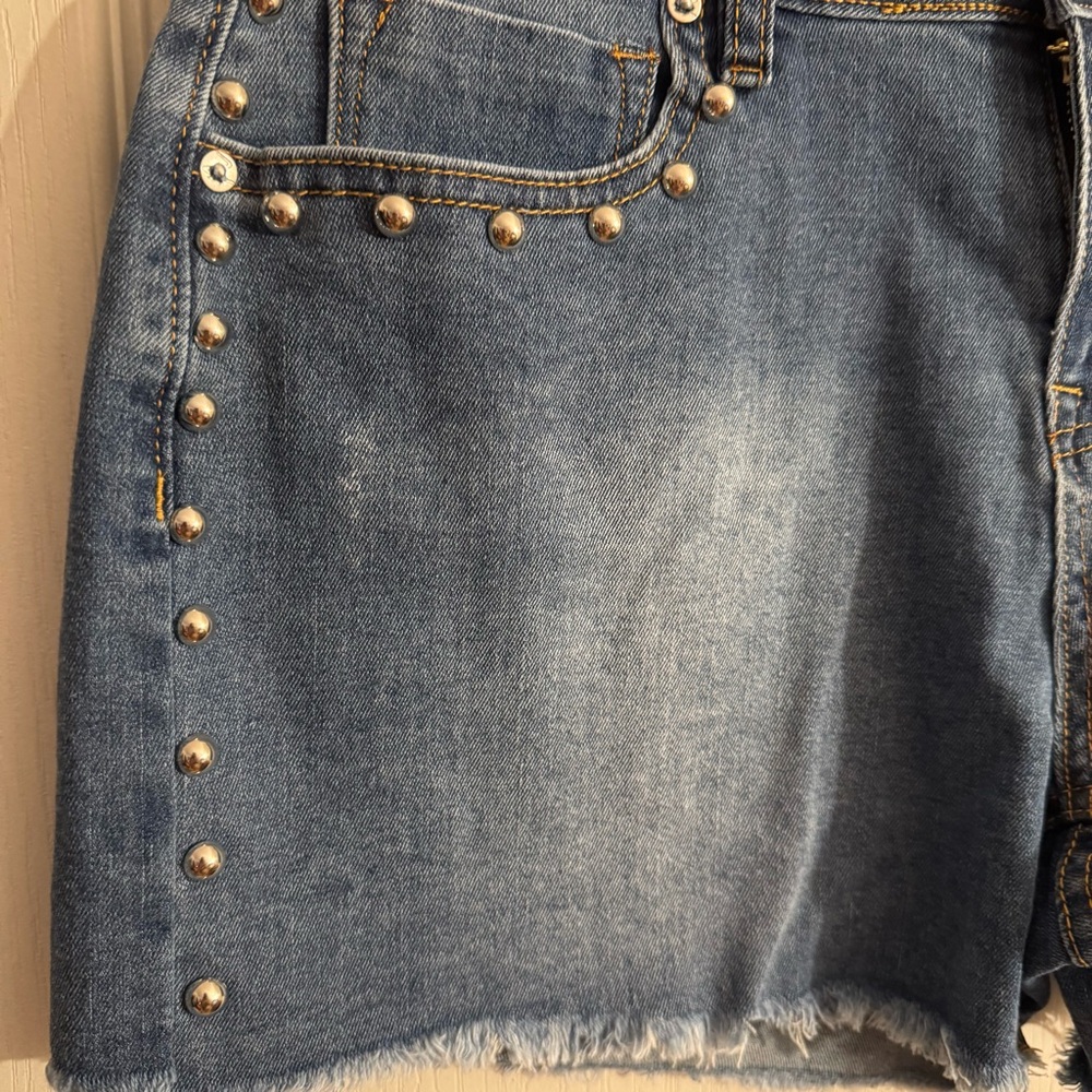 Vigoss Studded Blue Jean Shorts - Picture 2 of 5